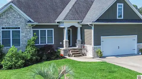 2275 Perkins Creek Drive, Paducah, KY 42001