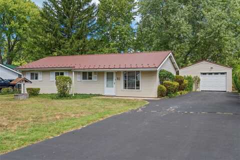 21 Robinhood Drive, Cranberry Twp, PA 16066