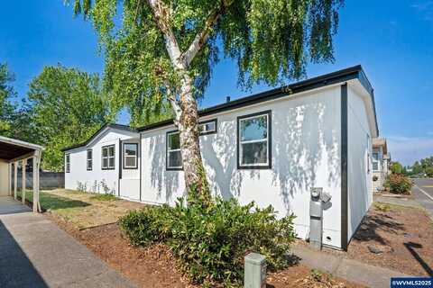 1949 SE Palmquist Rd, Gresham, OR 97080