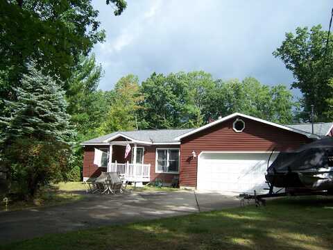 302 Sheffield Drive, Roscommon, MI 48653