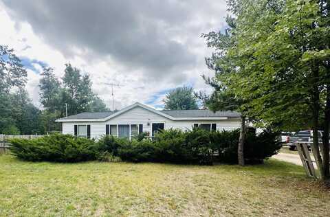 4240 Diamond Drive, Grayling, MI 49738