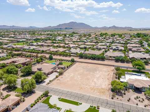 2065 E AVENIDA DEL VALLE Court, Gilbert, AZ 85298