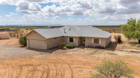 720 E VALLEY VIEW Trail, Huachuca City, AZ 85616