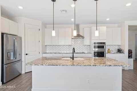 7352 S BRIARWOOD Lane, Gilbert, AZ 85298