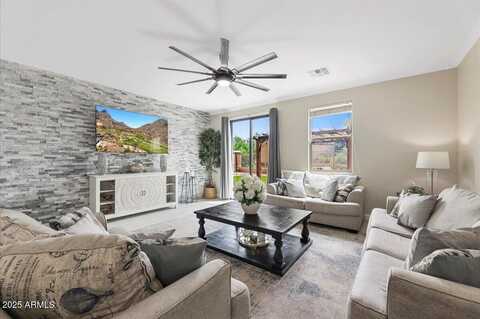 1841 E PATRICK Lane, Phoenix, AZ 85024