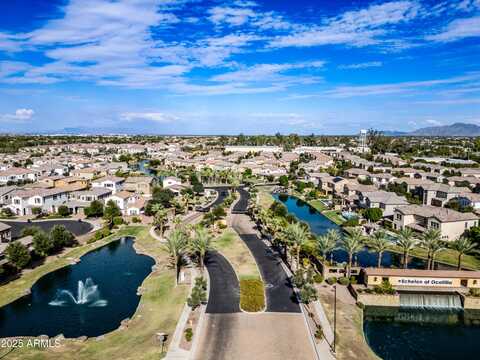 903 W GLACIER Drive, Chandler, AZ 85248