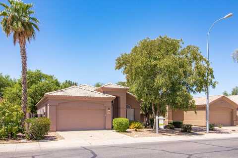 230 S PINEVIEW Place, Chandler, AZ 85226