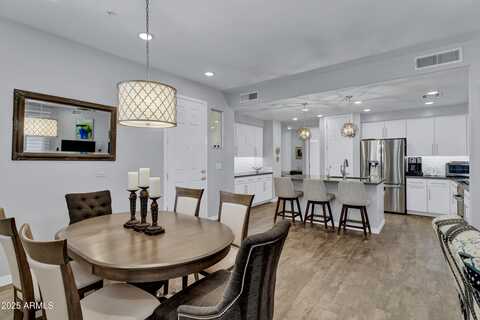 250 W QUEEN CREEK Road, Chandler, AZ 85248