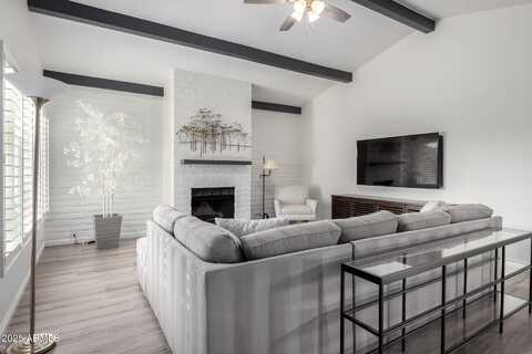 4800 N 68TH Street, Scottsdale, AZ 85251