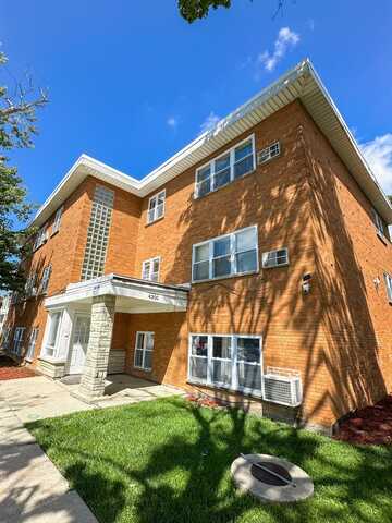4300 N. Keystone Avenue, Chicago, IL 60641