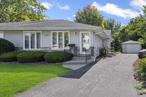 15311 Creekside Drive, Oak Forest, IL 60452