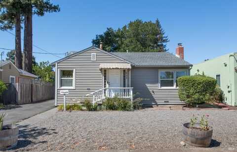 933 Vallejo Street, Santa Rosa, CA 95404