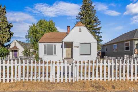 3370 Fulton Road, Fulton, CA 95439