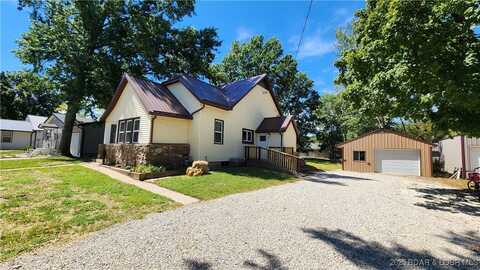 513 S Burke Street, Versailles, MO 65084