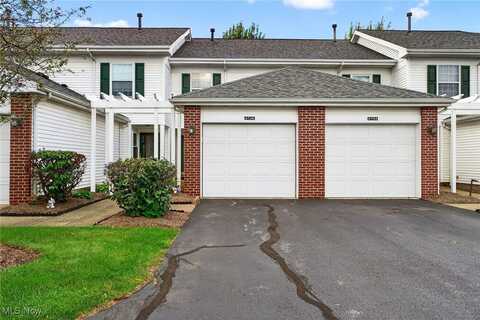 6736 COLUMBINE COURT, CLEVELAND, OH 44130