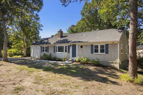 261 Old Chatham Road, South Dennis, MA 02660