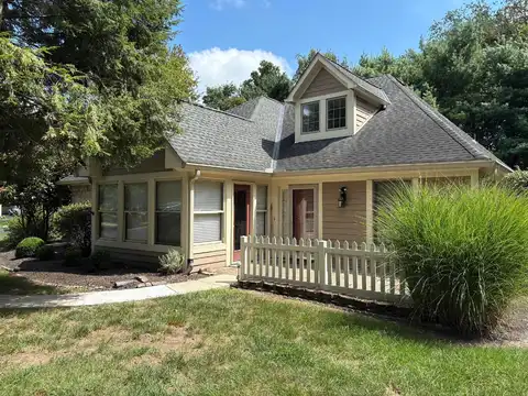 132 Stonington Place, Newark, OH 43055