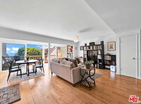 23922 De Ville Way, Malibu, CA 90265