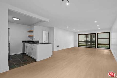 7740 Redlands St, Playa Del Rey, CA 90293