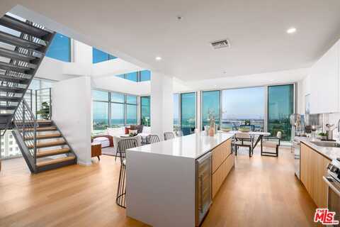 200 W Ocean Blvd, Long Beach, CA 90802