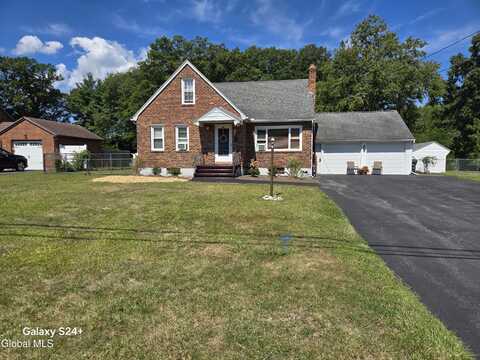 2137 Van Wormer Road, Schenectady, NY 12303