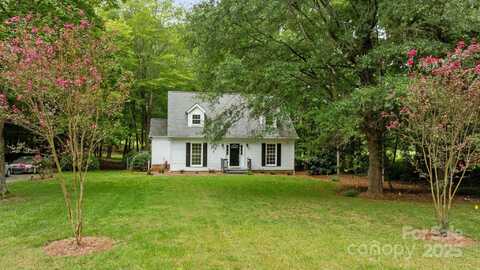 5828 Foxcrest Drive, Mint Hill, NC 28227