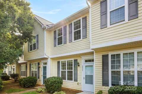 5557 Seths Drive, Charlotte, NC 28269