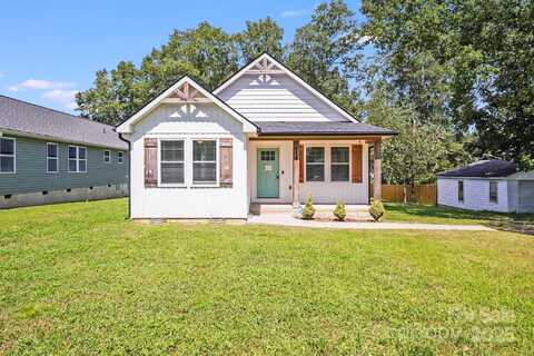 114 W Lee Avenue, Bessemer City, NC 28016