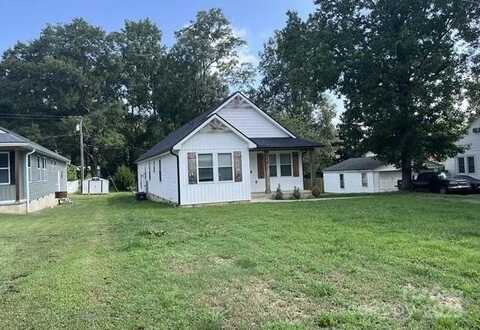 114 W Lee Avenue, Bessemer City, NC 28016