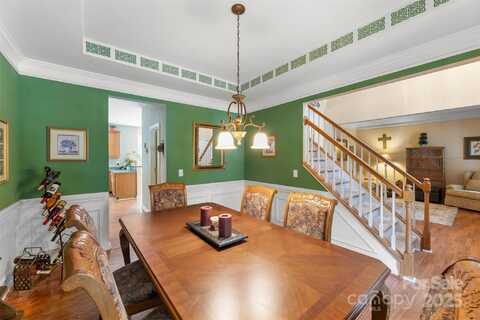 17240 Georgian Hall Drive, Charlotte, NC 28277