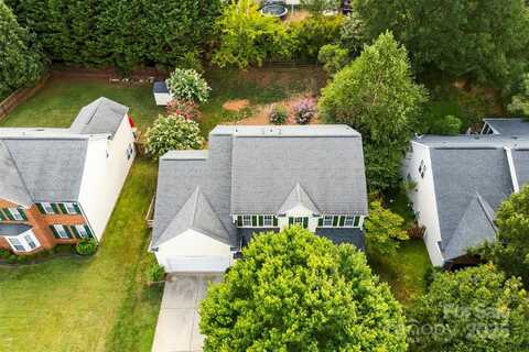 17240 Georgian Hall Drive, Charlotte, NC 28277