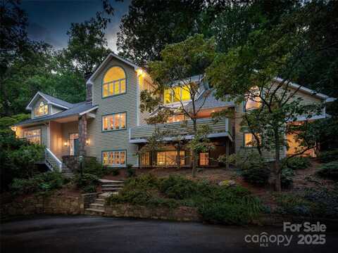 52 Robinhood Road, Asheville, NC 28804