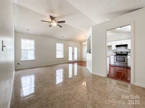 5610 Stone Bluff Court, Charlotte, NC 28214