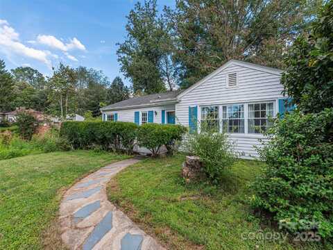 3 Forestdale Drive, Asheville, NC 28803