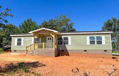 2127 Quarter Crest Drive, Newton, NC 28658