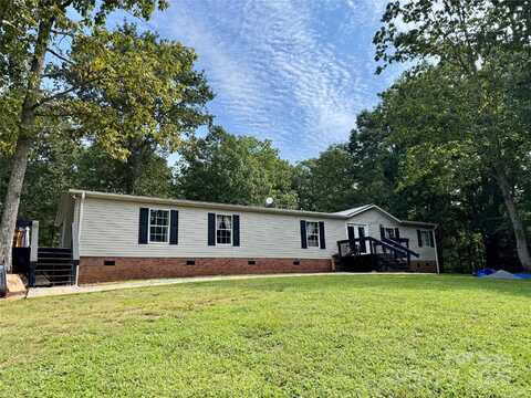 763 Hinton Creek Road, Ellenboro, NC 28040