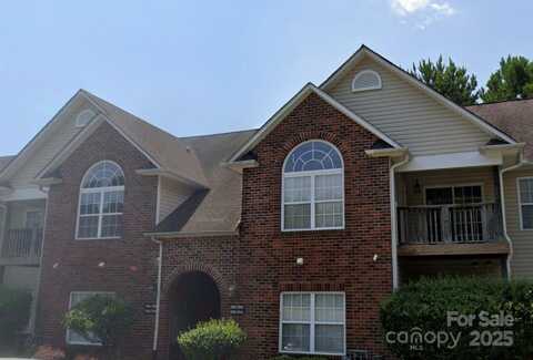 2564 Carya Pond Lane, Charlotte, NC 28212
