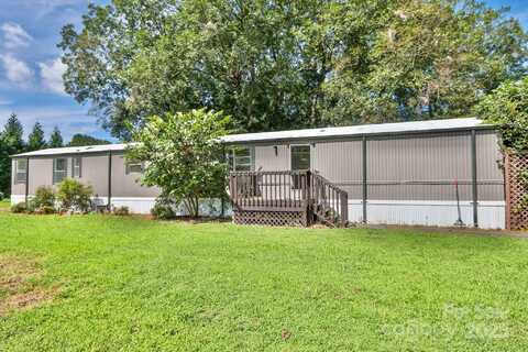 1702 Lone Hickory Road, Yadkinville, NC 27055