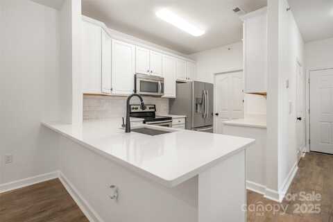 11725 Ridgeway Park Drive, Charlotte, NC 28277