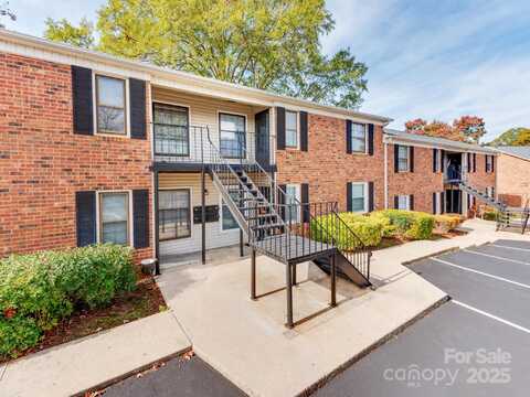5903 Quail Hollow Road unit: D, Charlotte, NC 28210