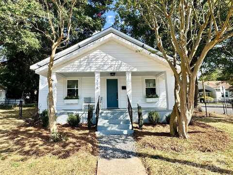 716 Spruce Street, Mooresville, NC 28115