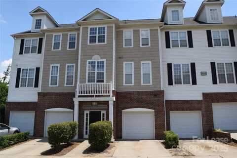 6319 Park Creek Drive, Charlotte, NC 28262