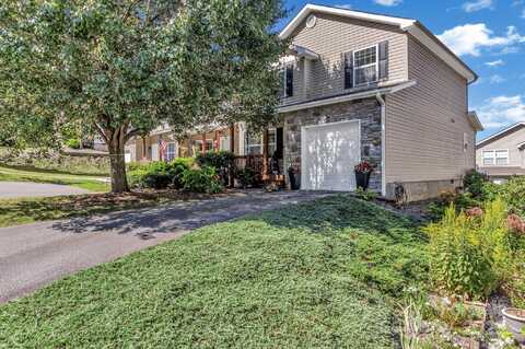 107 Loch Haven Road, Swannanoa, NC 28778