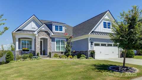 82132 Standing Oak Drive, Charlotte, NC 28278