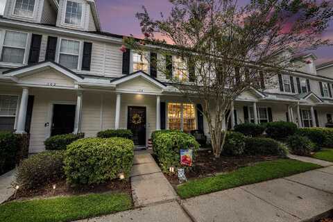 104 Hemingway Circle, Summerville, SC 29483