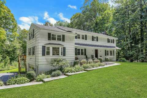 55 Mimosa Court, Ridgefield, CT 06877