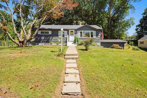 5 Country Drive, Norwich, CT 06360