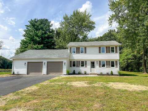 8 Field Drive, Ellington, CT 06029