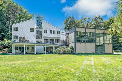 19A Darbrook Road, Westport, CT 06880