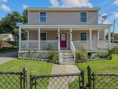 13 Sherman Street, Norwich, CT 06360